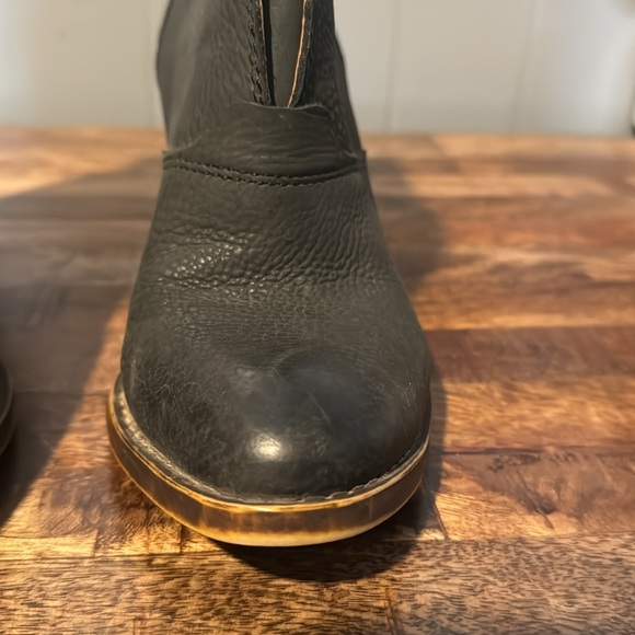 Lucky Brand Heeled Ankle Booties, Black, Leather, Barely Worn, Size 9 - Picture 7 of 11